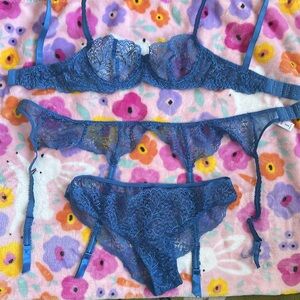 Journelle Lace set, 30C, M